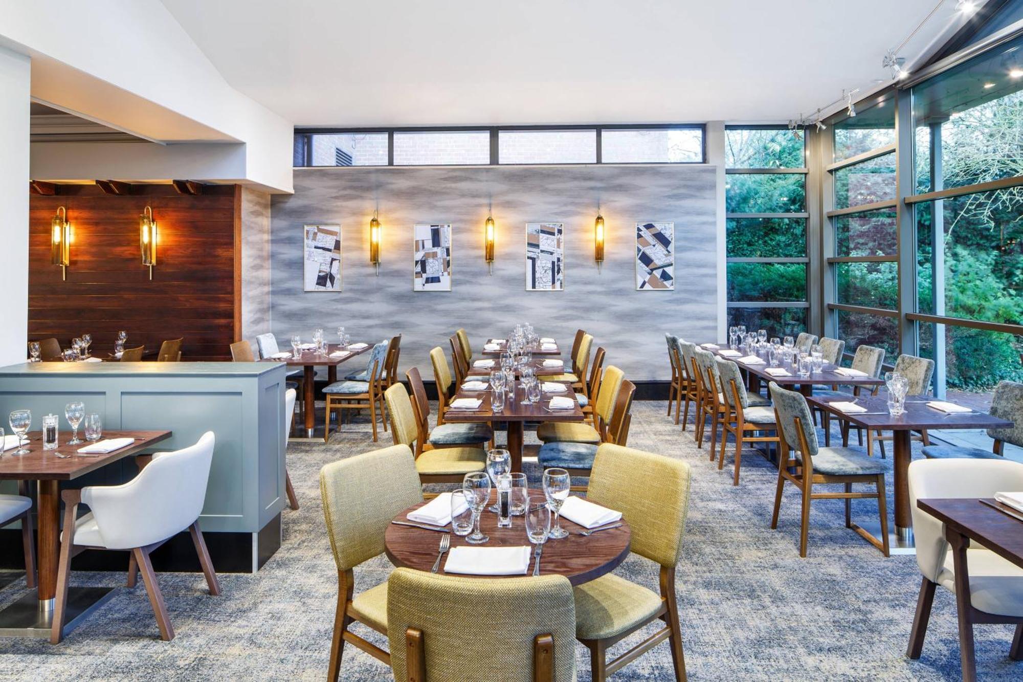Delta Hotels By Marriott Cheltenham Chase Brockworth Bagian luar foto